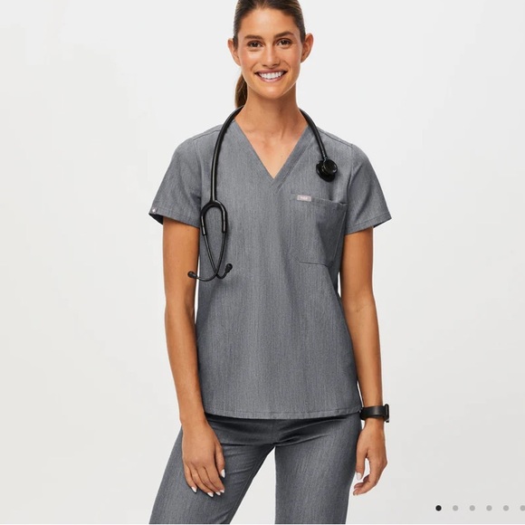 Figs Tops - FIGS Catarina One-Pocket Scrub Top™ small - Gray Graphite